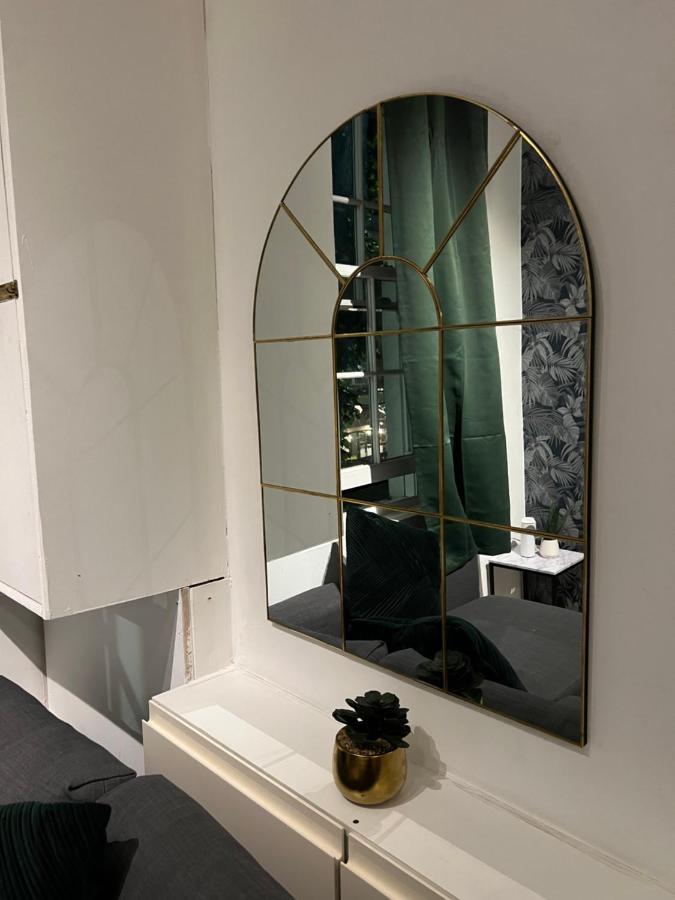 "Bright & Spacious" 3 Bedroom Flat By Kings Cross, St Pancras Station!!!!64 London Exteriör bild