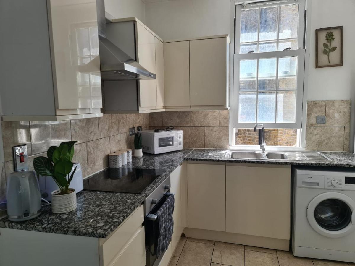 "Bright & Spacious" 3 Bedroom Flat By Kings Cross, St Pancras Station!!!!64 London Exteriör bild