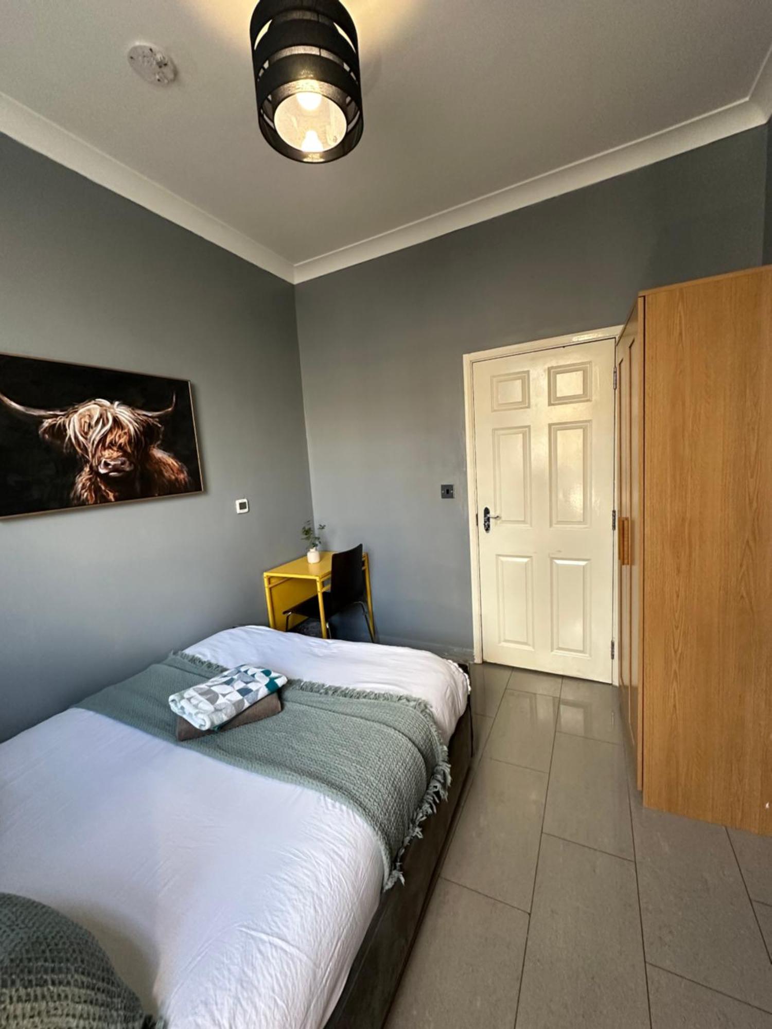 "Bright & Spacious" 3 Bedroom Flat By Kings Cross, St Pancras Station!!!!64 London Exteriör bild