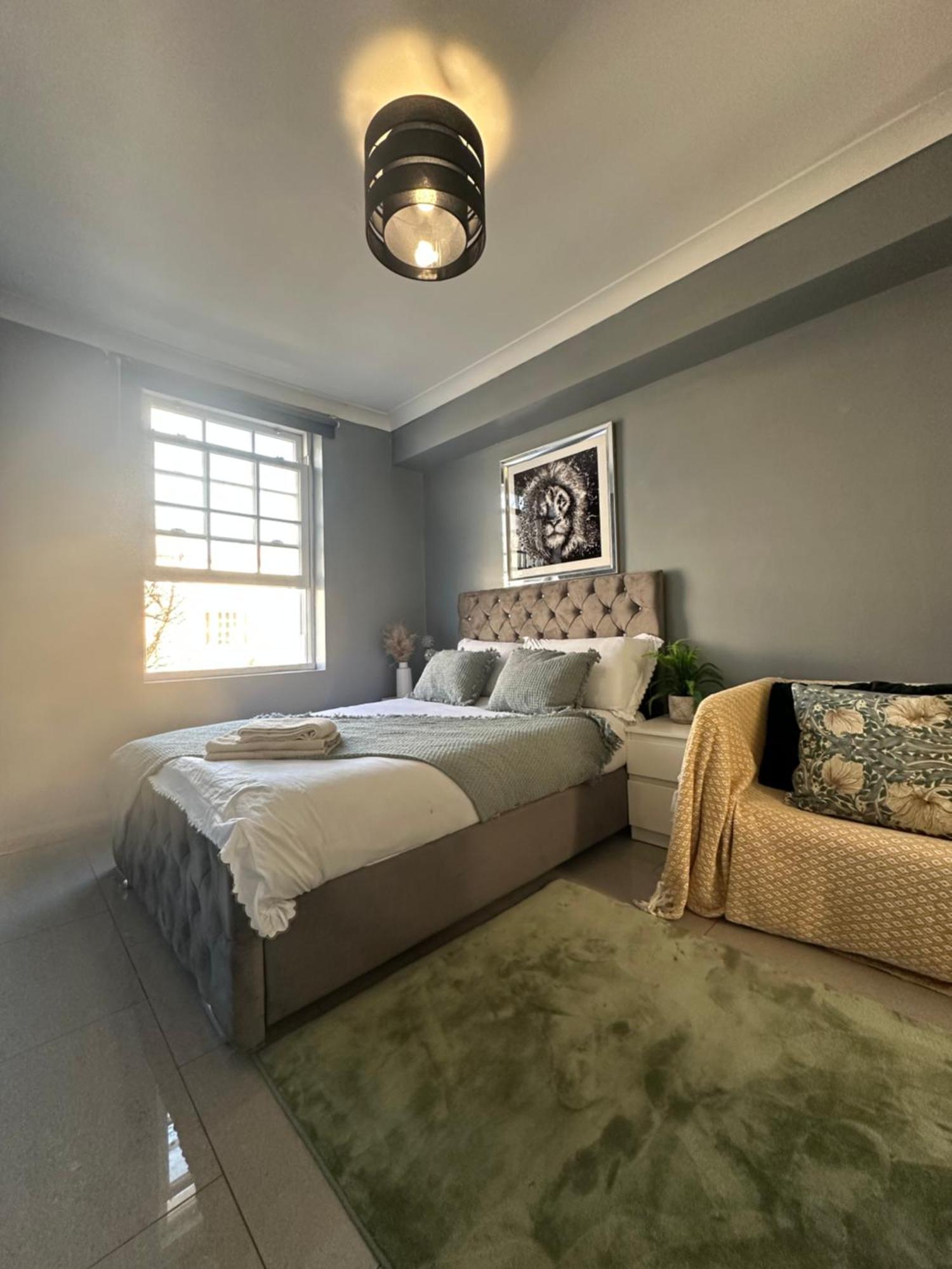 "Bright & Spacious" 3 Bedroom Flat By Kings Cross, St Pancras Station!!!!64 London Exteriör bild