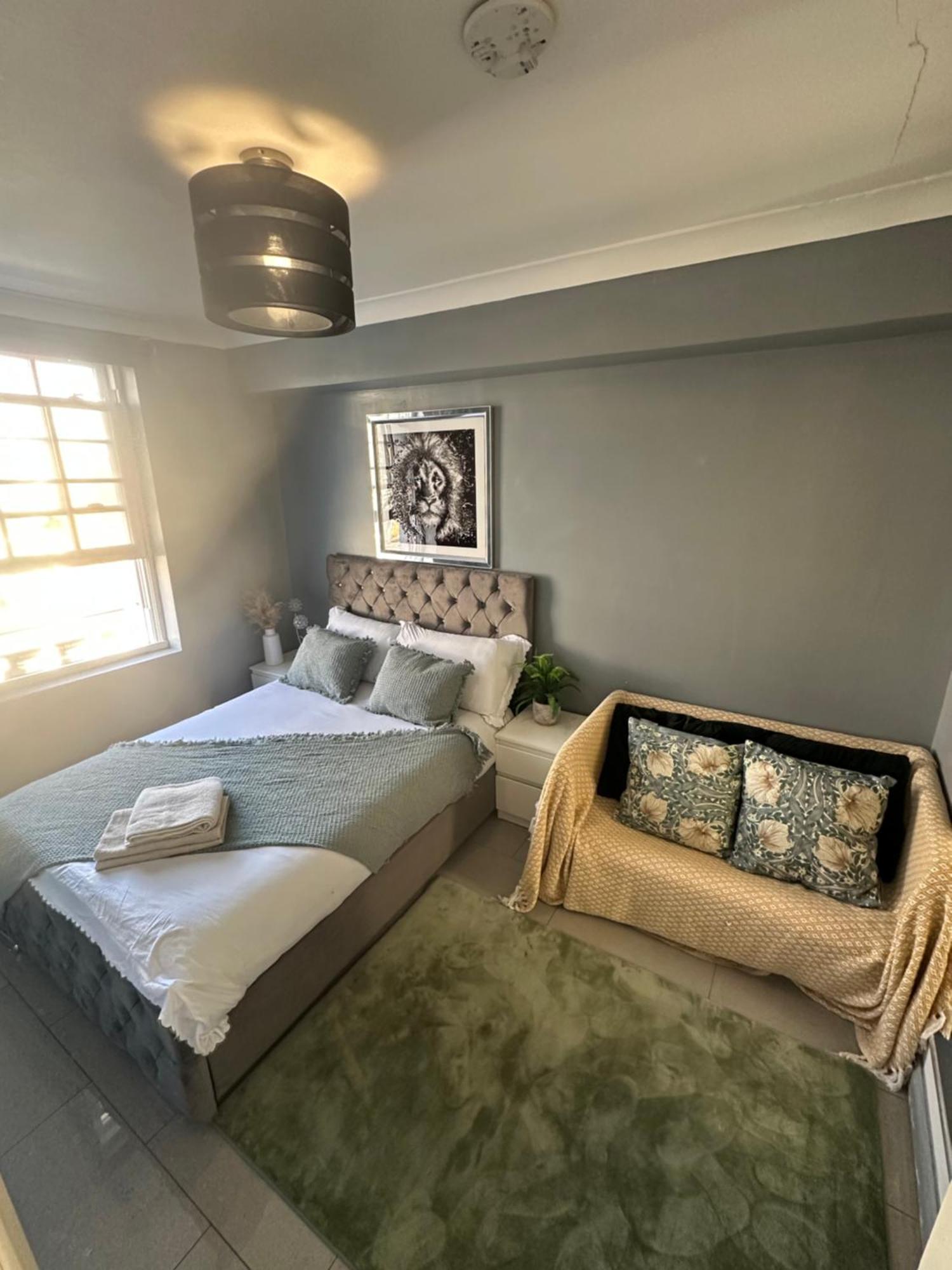 "Bright & Spacious" 3 Bedroom Flat By Kings Cross, St Pancras Station!!!!64 London Exteriör bild