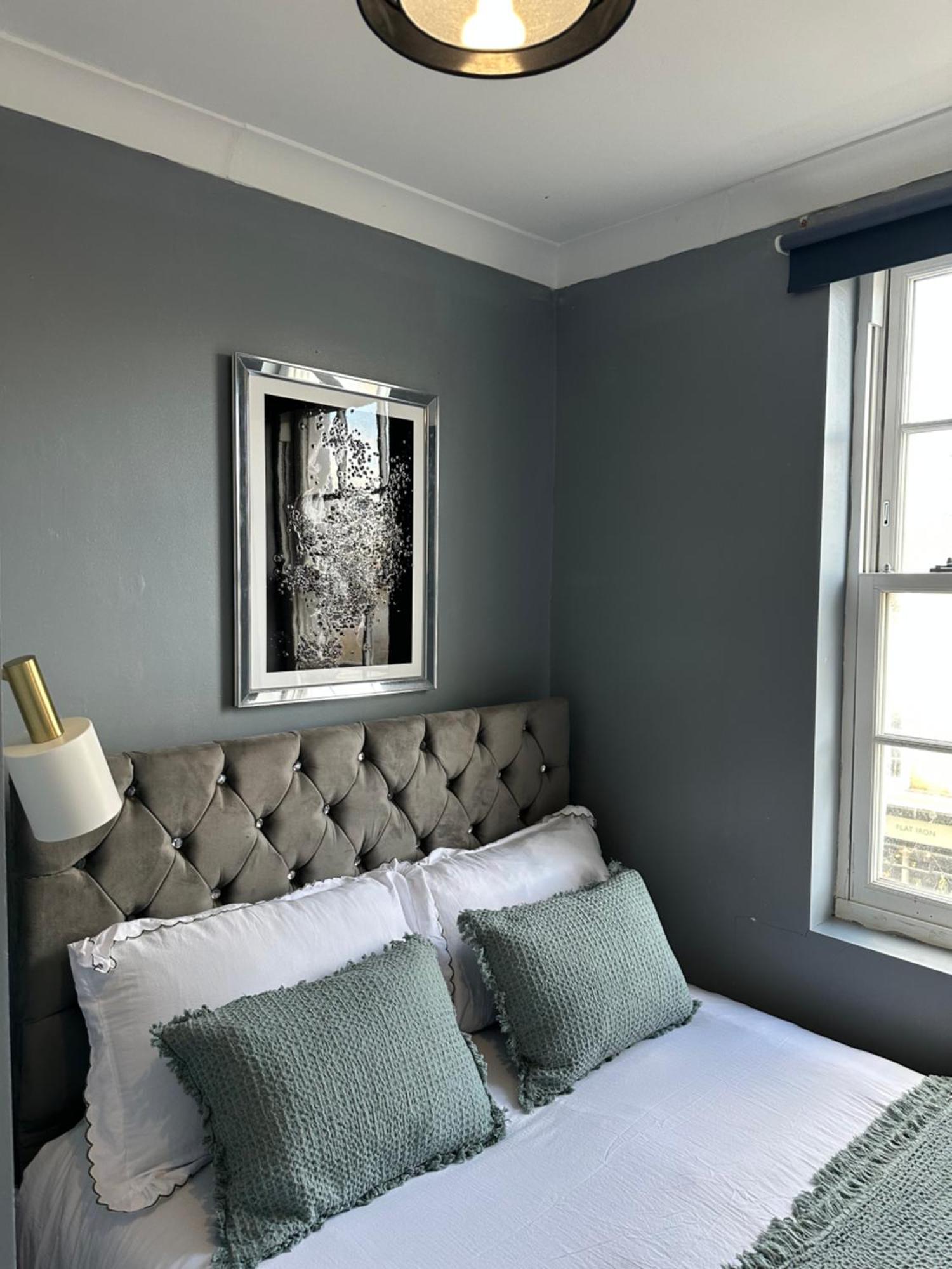 "Bright & Spacious" 3 Bedroom Flat By Kings Cross, St Pancras Station!!!!64 London Exteriör bild