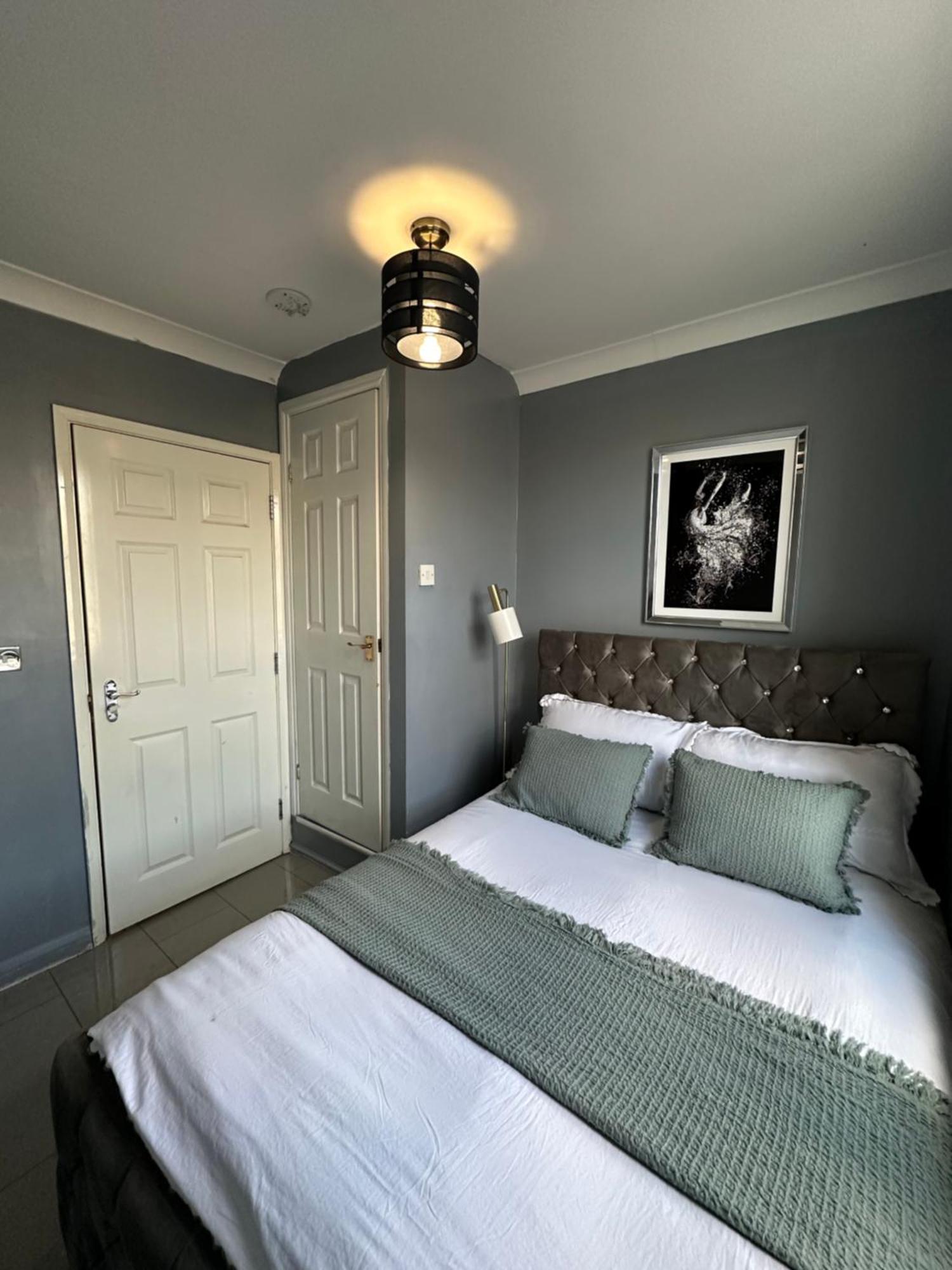 "Bright & Spacious" 3 Bedroom Flat By Kings Cross, St Pancras Station!!!!64 London Exteriör bild
