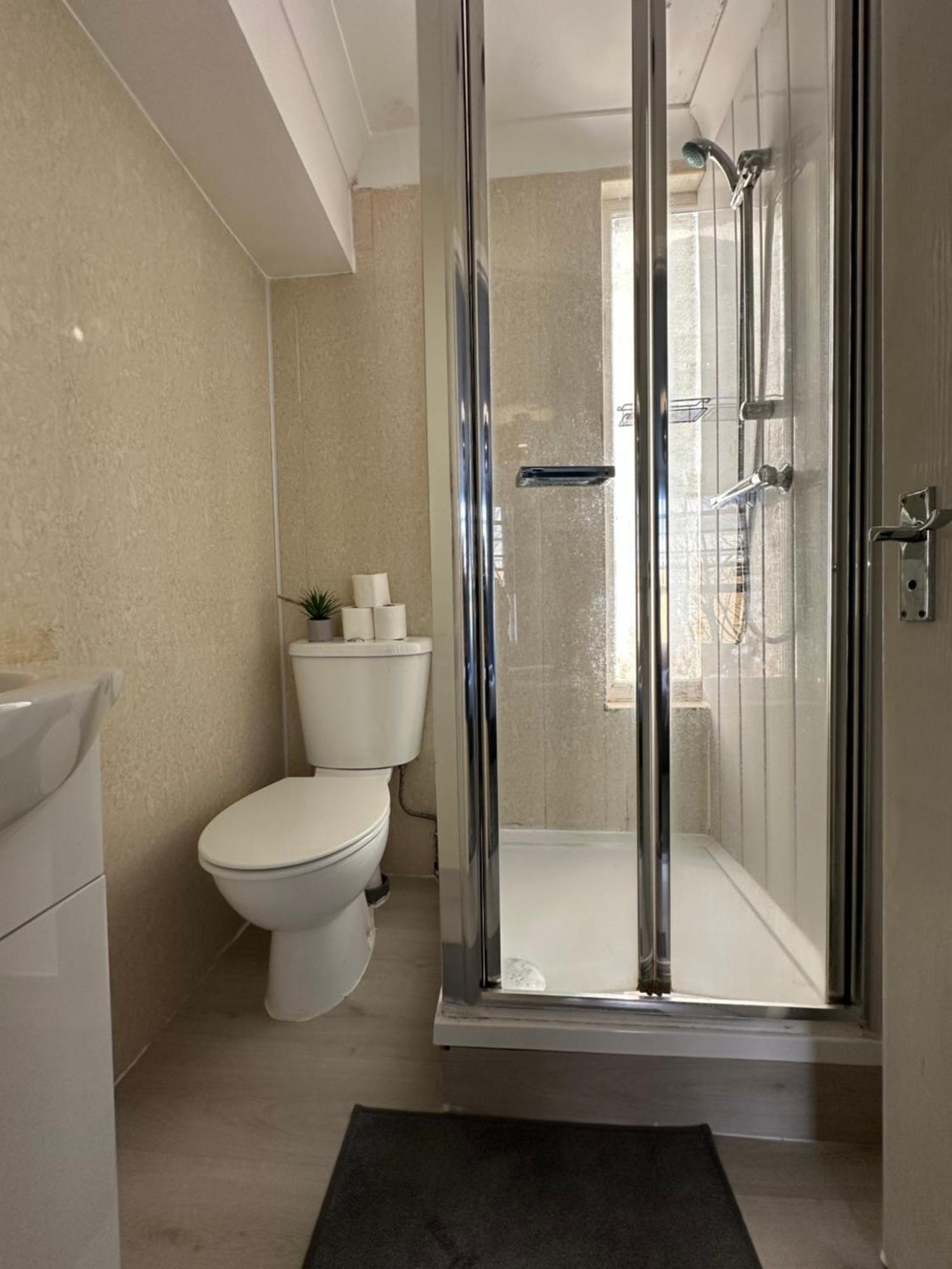 "Bright & Spacious" 3 Bedroom Flat By Kings Cross, St Pancras Station!!!!64 London Exteriör bild
