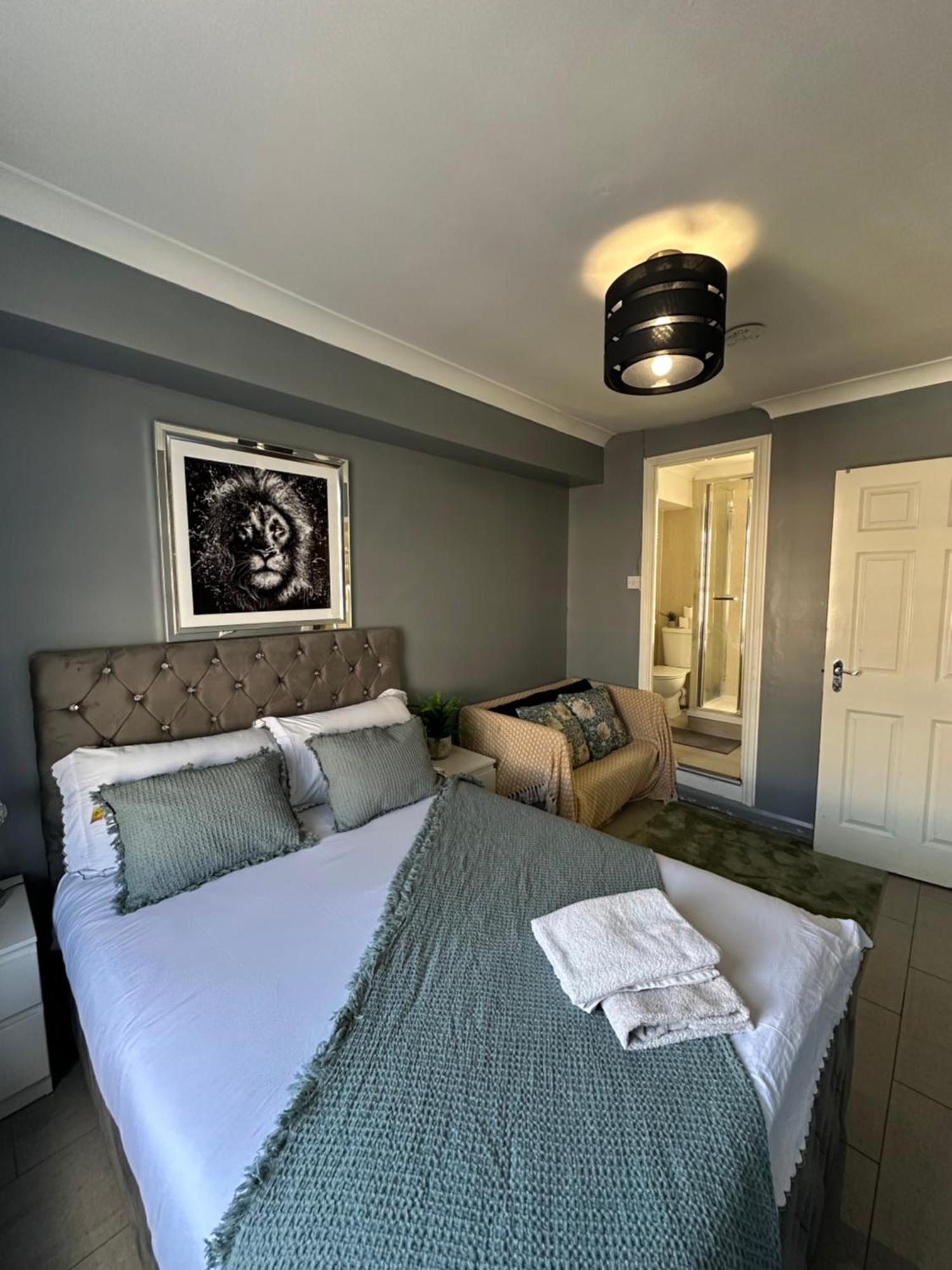 "Bright & Spacious" 3 Bedroom Flat By Kings Cross, St Pancras Station!!!!64 London Exteriör bild