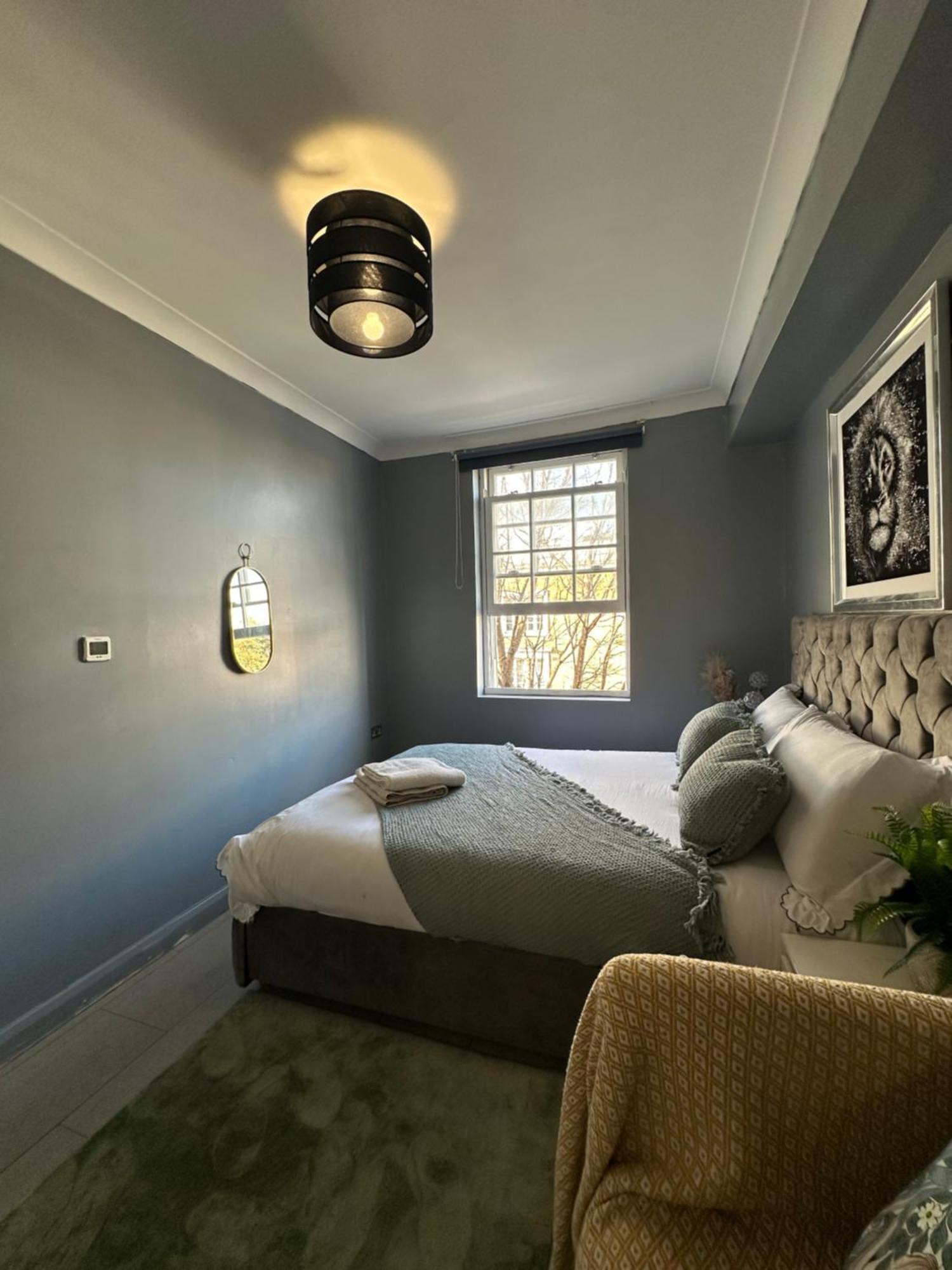 "Bright & Spacious" 3 Bedroom Flat By Kings Cross, St Pancras Station!!!!64 London Exteriör bild