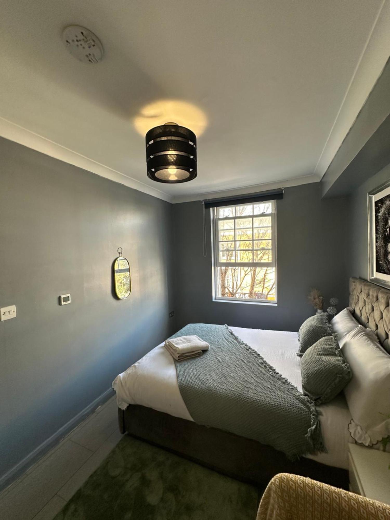 "Bright & Spacious" 3 Bedroom Flat By Kings Cross, St Pancras Station!!!!64 London Exteriör bild